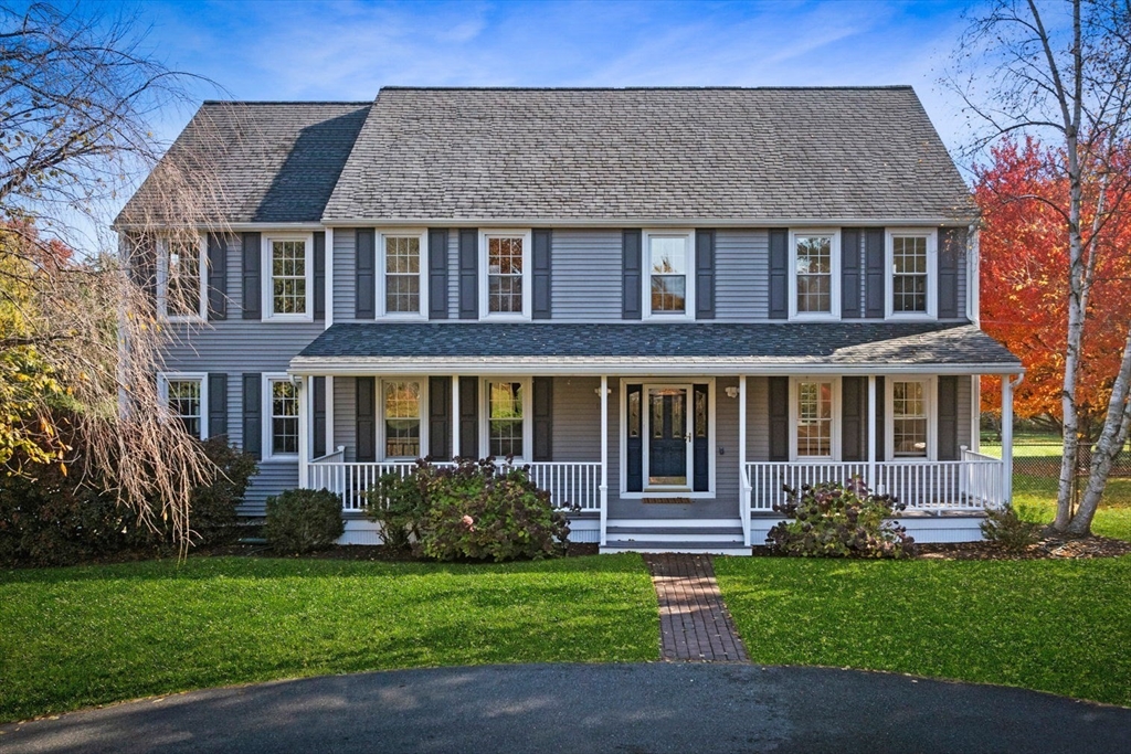 103 Barker St, North Andover, Massachusetts, 4 Bedrooms Bedrooms, 8 Rooms Rooms,2.5 BathroomsBathrooms,Residential,For Sale,Barker St,73514763