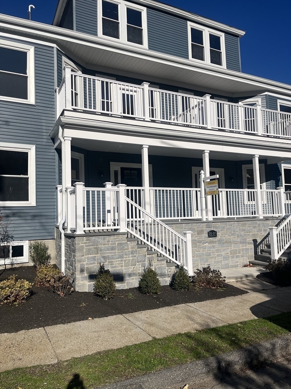 33 George St., Newton, Massachusetts, 4 Bedrooms Bedrooms, 8 Rooms Rooms,2 BathroomsBathrooms,Residential,For Sale,George St.,73444902