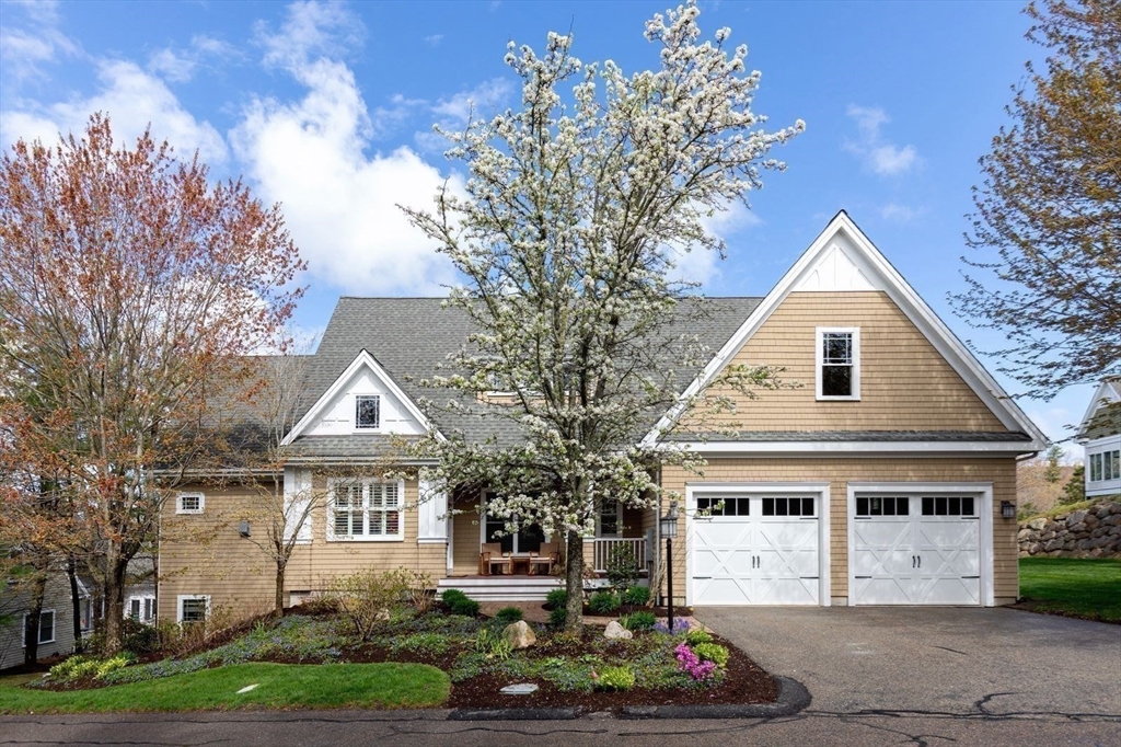18 Aberdeen, Plymouth, Massachusetts, 2 Bedrooms Bedrooms, 8 Rooms Rooms,2.5 BathroomsBathrooms,Residential,For Sale,Aberdeen,73515926