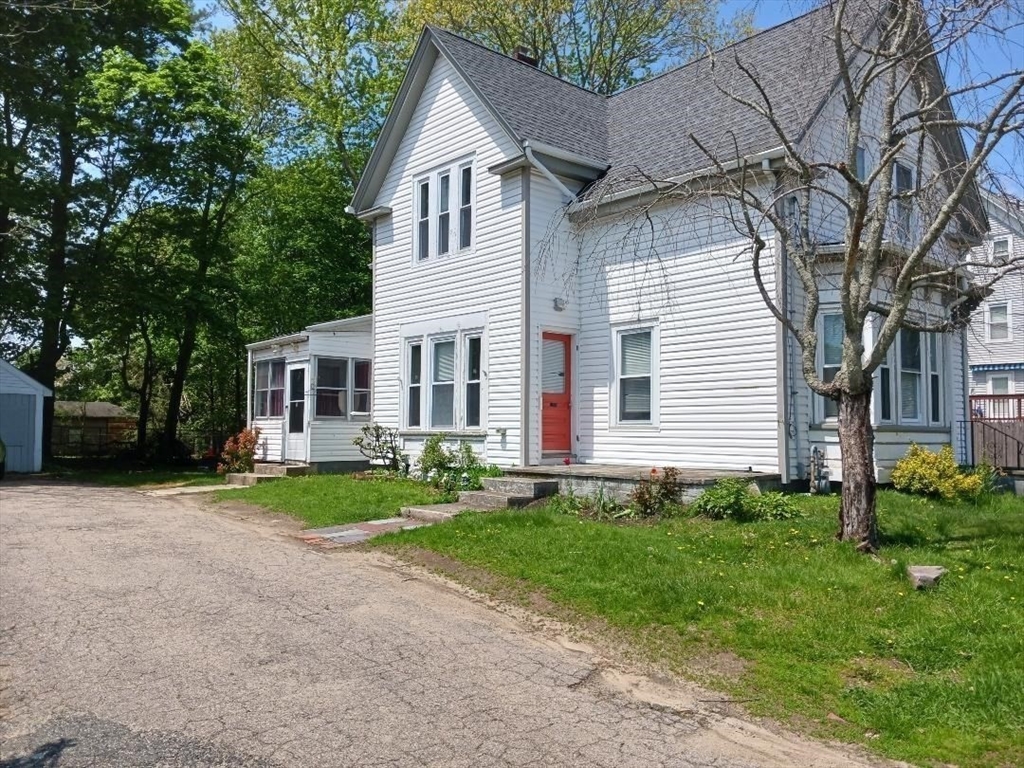 41 Gordon Street, Brockton, Massachusetts, 4 Bedrooms Bedrooms, 8 Rooms Rooms,2 BathroomsBathrooms,Residential,For Sale,Gordon Street,73515941