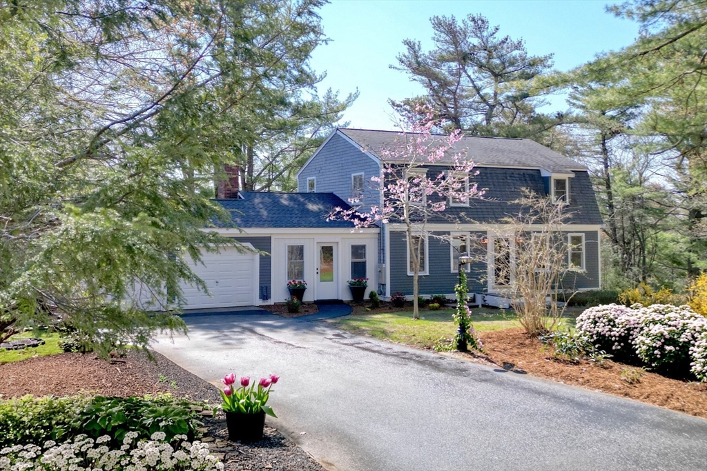 10 Anchor Drive, Plymouth, Massachusetts, 4 Bedrooms Bedrooms, 7 Rooms Rooms,3 BathroomsBathrooms,Residential,For Sale,Anchor Drive,73515965