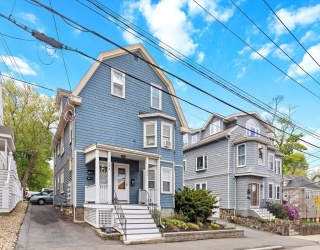 104-106 Burrill Street, Swampscott, Massachusetts, 5 Bedrooms Bedrooms, 14 Rooms Rooms,3 BathroomsBathrooms,Residential Income,For Sale,Burrill Street,73516038