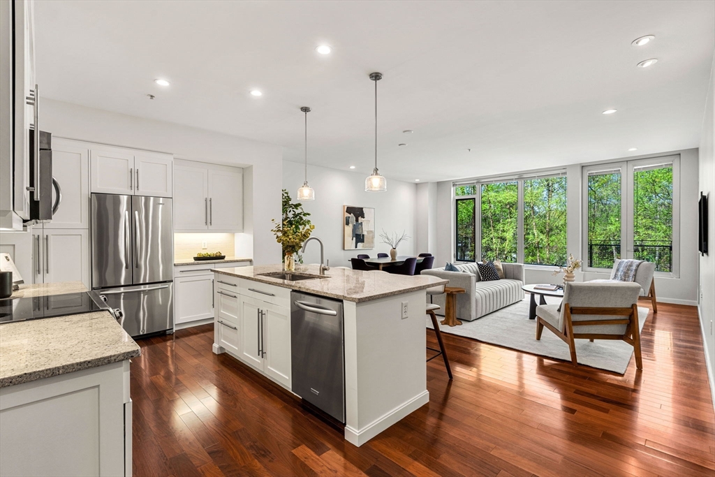 40 Nouvelle Way, Natick, Massachusetts, 3 Bedrooms Bedrooms, 5 Rooms Rooms,2 BathroomsBathrooms,Residential,For Sale,Nouvelle Way,73515755