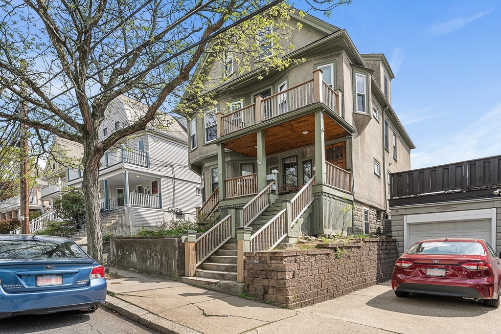 52 Electric Ave, Somerville, Massachusetts, 2 Bedrooms Bedrooms, 6 Rooms Rooms,1 BathroomBathrooms,Residential Lease,For Rent,Electric Ave,73516116