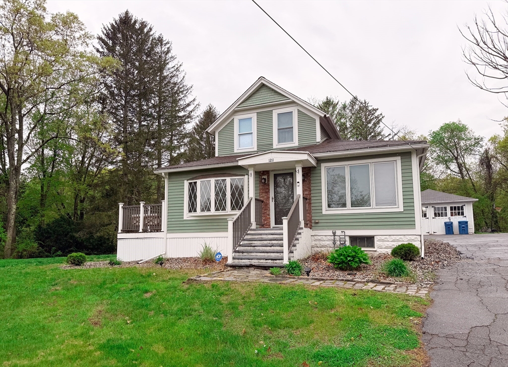 1211 Piper Rd, West Springfield, Massachusetts, 3 Bedrooms Bedrooms, 6 Rooms Rooms,2 BathroomsBathrooms,Residential,For Sale,Piper Rd,73516086
