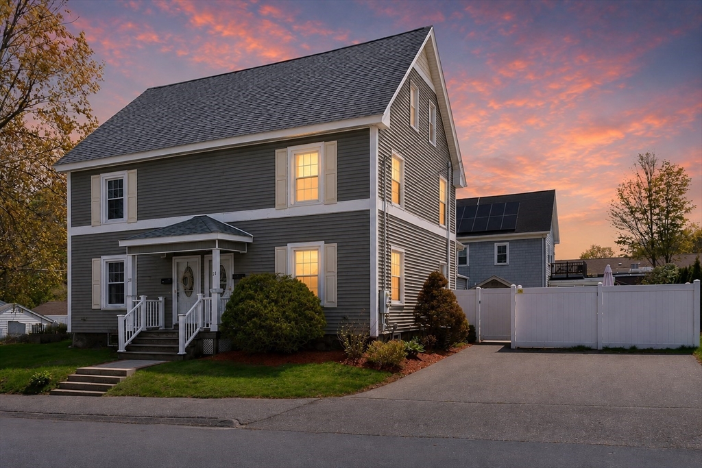 21 Cleveland Street, North Andover, Massachusetts, 3 Bedrooms Bedrooms, 8 Rooms Rooms,2 BathroomsBathrooms,Residential,For Sale,Cleveland Street,73515961