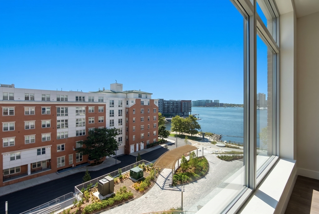 99 Sumner St, Boston, Massachusetts, 1 Bedroom Bedrooms, 5 Rooms Rooms,1 BathroomBathrooms,Residential Lease,For Rent,Sumner St,73516085