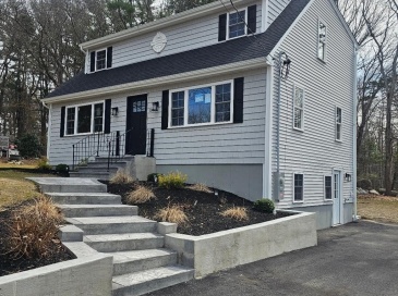 1094 Glebe St, Taunton, Massachusetts, 3 Bedrooms Bedrooms, 6 Rooms Rooms,2 BathroomsBathrooms,Residential,For Sale,Glebe St,73492648