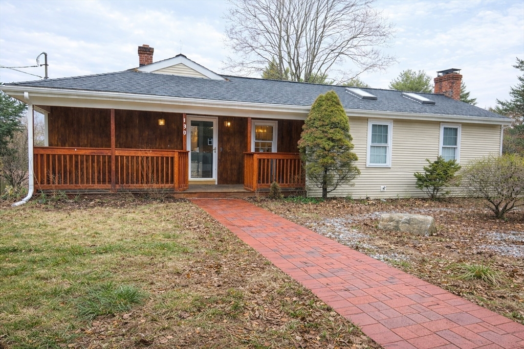 130 Faith Dr., East Brookfield, Massachusetts, 3 Bedrooms Bedrooms, 6 Rooms Rooms,2 BathroomsBathrooms,Residential,For Sale,Faith Dr.,73494982