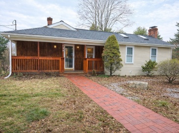 130 Faith Dr., East Brookfield, Massachusetts, 3 Bedrooms Bedrooms, 6 Rooms Rooms,2 BathroomsBathrooms,Residential,For Sale,Faith Dr.,73494982