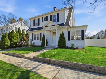 27 Fairfield Terrace, Longmeadow, Massachusetts, 3 Bedrooms Bedrooms, 7 Rooms Rooms,2 BathroomsBathrooms,Residential,For Sale,Fairfield Terrace,73501769