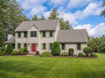 111 Aldrich St, Belchertown, Massachusetts, 3 Bedrooms Bedrooms, 7 Rooms Rooms,2.5 BathroomsBathrooms,Residential,For Sale,Aldrich St,73477332