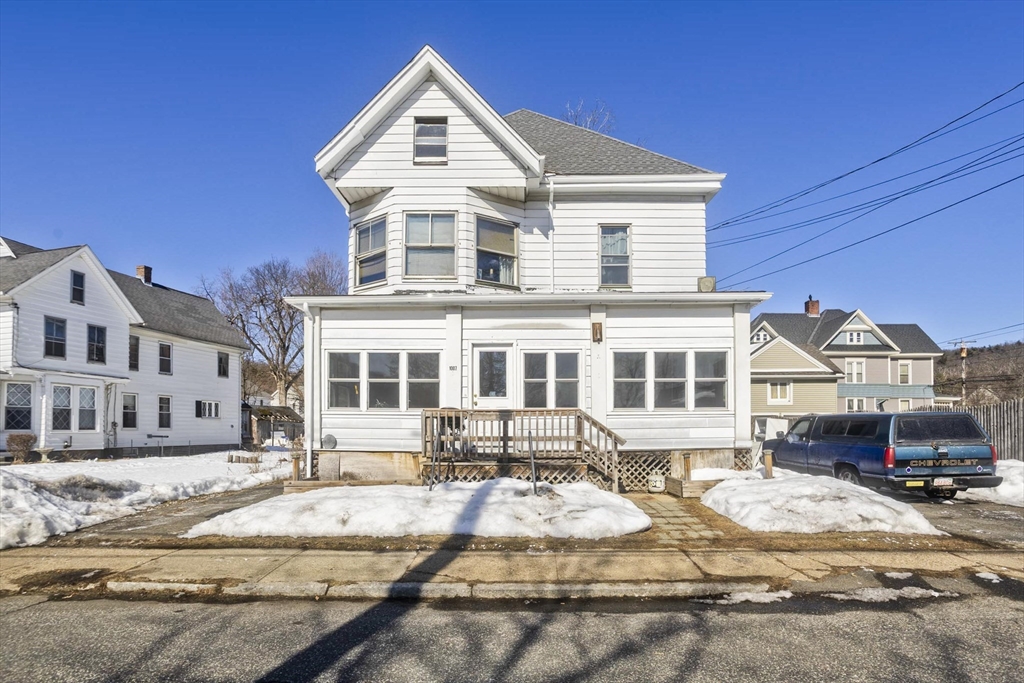 1007 Foster Street, Palmer, Massachusetts, 4 Bedrooms Bedrooms, 10 Rooms Rooms,3 BathroomsBathrooms,Residential Income,For Sale,Foster Street,73483526