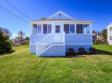 44 Carman Ave, Sandwich, Massachusetts, 3 Bedrooms Bedrooms, 5 Rooms Rooms,1 BathroomBathrooms,Residential,For Sale,Carman Ave,73500361