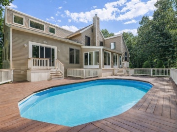 2 Remington Court, Derry, New Hampshire, 6 Bedrooms Bedrooms, 14 Rooms Rooms,5.5 BathroomsBathrooms,Residential,For Sale,Remington Court,73516182