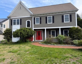 775 Lincoln St, Waltham, Massachusetts, 4 Bedrooms Bedrooms, 9 Rooms Rooms,3.5 BathroomsBathrooms,Residential Lease,For Rent,Lincoln St,73516235