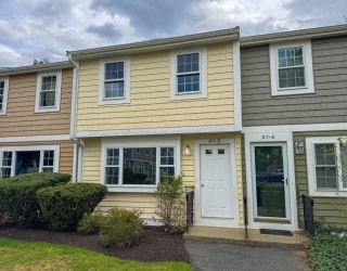3 Lydon Ln, Halifax, Massachusetts, 2 Bedrooms Bedrooms, 4 Rooms Rooms,1.5 BathroomsBathrooms,Residential,For Sale,Lydon Ln,73516276