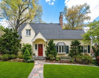 14 Standish Rd, Wellesley, Massachusetts, 4 Bedrooms Bedrooms, 9 Rooms Rooms,2.5 BathroomsBathrooms,Residential,For Sale,Standish Rd,73516248