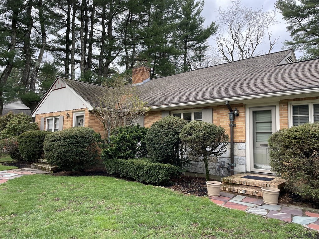 204 Follen Rd., Lexington, Massachusetts, 3 Bedrooms Bedrooms, 6 Rooms Rooms,1.5 BathroomsBathrooms,Residential Lease,For Rent,Follen Rd.,73516143