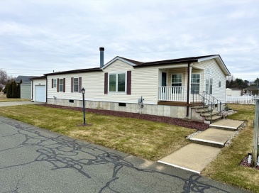 11 Gala Way, Chicopee, Massachusetts, 2 Bedrooms Bedrooms, 7 Rooms Rooms,2 BathroomsBathrooms,Residential,For Sale,Gala Way,73490678 11 Gala Way, Chicopee, Massachusetts, 2 Bedrooms Bedrooms, 7 Rooms Rooms,2 BathroomsBathrooms,Residential,For Sale,Gala Way,73490678
