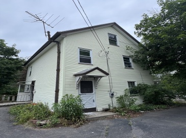 22 Belknap Ct, Concord, Massachusetts, 3 Bedrooms Bedrooms, 5 Rooms Rooms,1 BathroomBathrooms,Residential,For Sale,Belknap Ct,73423024