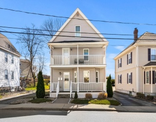 5 Lafayette Road, Ipswich, Massachusetts, 5 Bedrooms Bedrooms, 10 Rooms Rooms,2 BathroomsBathrooms,Residential Income,For Sale,Lafayette Road,73499232