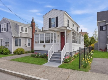 1080 Shirley St, Winthrop, Massachusetts, 3 Bedrooms Bedrooms, 6 Rooms Rooms,2.5 BathroomsBathrooms,Residential Income,For Sale,Shirley St,73486096