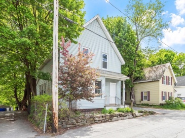 15 Redman Pl, Fitchburg, Massachusetts, 3 Bedrooms Bedrooms, 6 Rooms Rooms,1 BathroomBathrooms,Residential,For Sale,Redman Pl,73516745