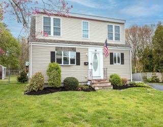 28 Nevens Circle, Rockland, Massachusetts, 3 Bedrooms Bedrooms, 6 Rooms Rooms,2 BathroomsBathrooms,Residential,For Sale,Nevens Circle,73516350