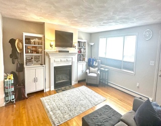 28 Evergreen Ave., Waltham, Massachusetts, 3 Bedrooms Bedrooms, 6 Rooms Rooms,1.5 BathroomsBathrooms,Residential Lease,For Rent,Evergreen Ave.,73516598