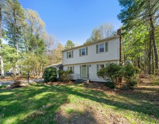 7 Musket Road, Attleboro, Massachusetts, 3 Bedrooms Bedrooms, 6 Rooms Rooms,2.5 BathroomsBathrooms,Residential,For Sale,Musket Road,73516705