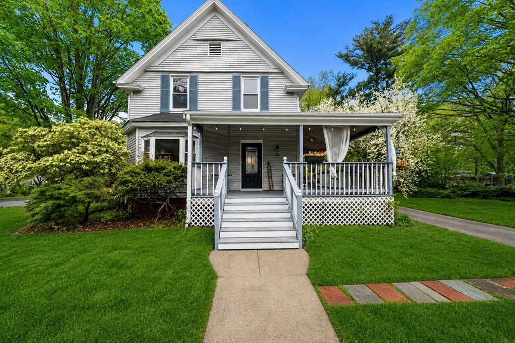 38 Hope Street, Attleboro, Massachusetts, 4 Bedrooms Bedrooms, 6 Rooms Rooms,1.5 BathroomsBathrooms,Residential,For Sale,Hope Street,73516744