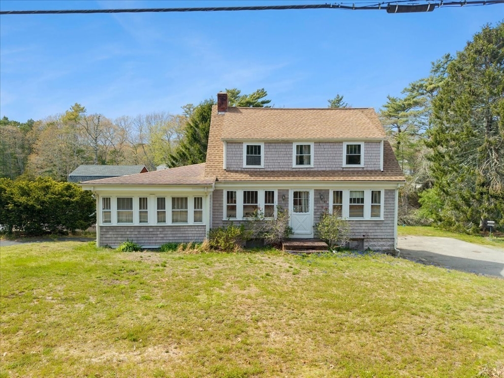 57 Onset Ave, Wareham, Massachusetts, 3 Bedrooms Bedrooms, 7 Rooms Rooms,1 BathroomBathrooms,Residential,For Sale,Onset Ave,73516777