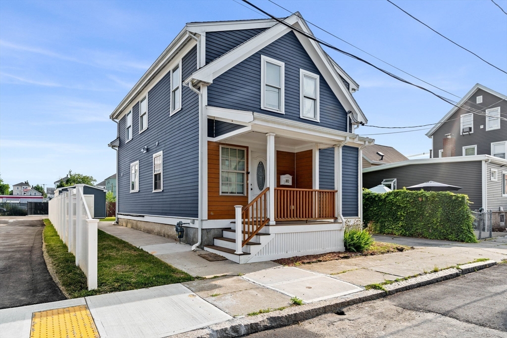 883 Grinnell St, Fall River, Massachusetts, 3 Bedrooms Bedrooms, 6 Rooms Rooms,2 BathroomsBathrooms,Residential,For Sale,Grinnell St,73504558
