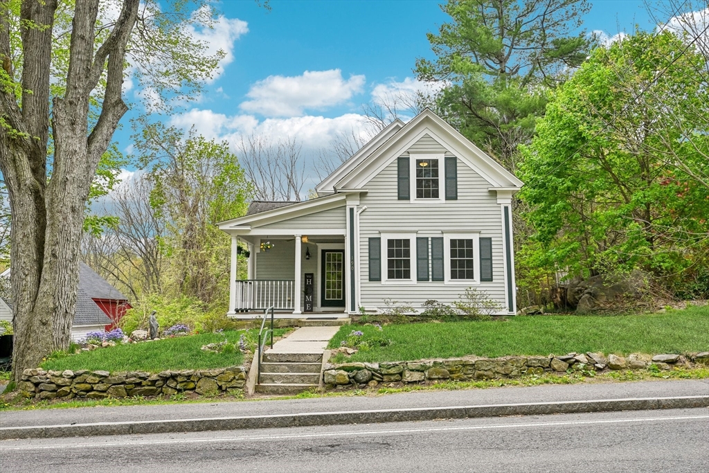 190 Southville Rd, Southborough, Massachusetts, 3 Bedrooms Bedrooms, 7 Rooms Rooms,2.5 BathroomsBathrooms,Residential,For Sale,Southville Rd,73516402