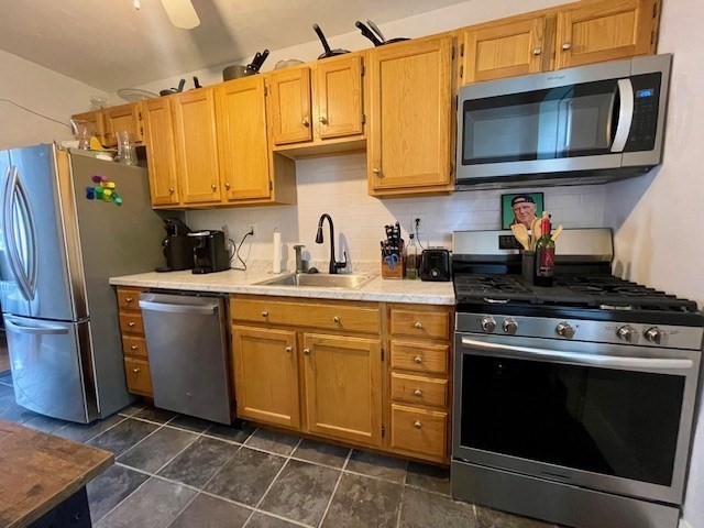 1 Twomey Ct, Boston, Massachusetts, 2 Bedrooms Bedrooms, 4 Rooms Rooms,1 BathroomBathrooms,Residential Lease,For Rent,Twomey Ct,73516422