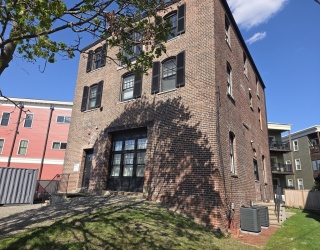 14 Meehan St, Boston, Massachusetts, 6 Bedrooms Bedrooms, 15 Rooms Rooms,5 BathroomsBathrooms,Residential Income,For Sale,Meehan St,73516441