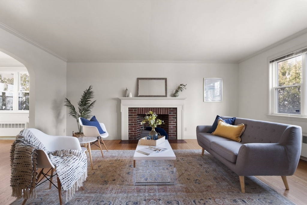 3 Wallace Road, Lynn, Massachusetts, 2 Bedrooms Bedrooms, 5 Rooms Rooms,1.5 BathroomsBathrooms,Residential Lease,For Rent,Wallace Road,73516597