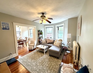 19 Netherlands Road, Brookline, Massachusetts, 3 Bedrooms Bedrooms, 8 Rooms Rooms,2 BathroomsBathrooms,Residential Lease,For Rent,Netherlands Road,73516472