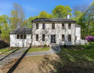 7 Garden Rd, Wellesley, Massachusetts, 5 Bedrooms Bedrooms, 12 Rooms Rooms,3.5 BathroomsBathrooms,Residential,For Sale,Garden Rd,73510295