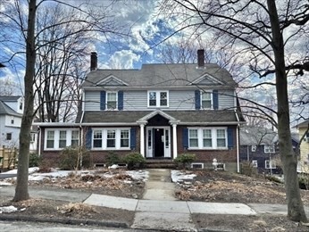 67 Lewis St, Newton, Massachusetts, 4 Bedrooms Bedrooms, 7 Rooms Rooms,3.5 BathroomsBathrooms,Residential Lease,For Rent,Lewis St,73516636