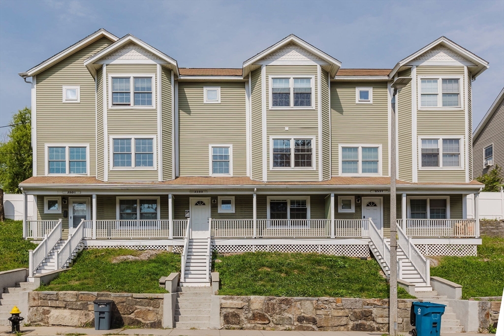 2599 Washington St, Boston, Massachusetts, 6 Bedrooms Bedrooms, 12 Rooms Rooms,2.5 BathroomsBathrooms,Residential Lease,For Rent,Washington St,73516506