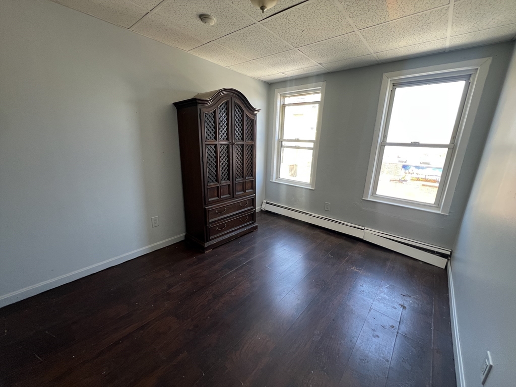 890 Broadway, Chelsea, Massachusetts, 1 Bedroom Bedrooms, 1 Room Rooms,2 BathroomsBathrooms,Residential Lease,For Rent,Broadway,73516682