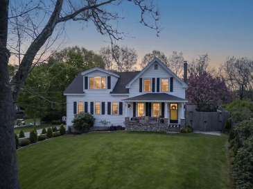 485 East St., Weymouth, Massachusetts, 3 Bedrooms Bedrooms, 7 Rooms Rooms,2 BathroomsBathrooms,Residential,For Sale,East St.,73516589