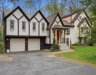 47 Tanglewood Dr, Scituate, Massachusetts, 4 Bedrooms Bedrooms, 10 Rooms Rooms,3.5 BathroomsBathrooms,Residential,For Sale,Tanglewood Dr,73516635