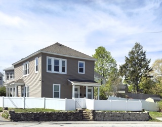 82-84 Haverhill Street, Methuen, Massachusetts, 5 Bedrooms Bedrooms, 9 Rooms Rooms,2 BathroomsBathrooms,Residential Income,For Sale,Haverhill Street,73516655