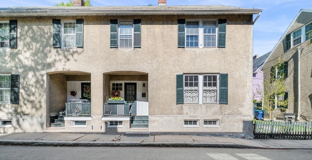 3 Orne Sq, Salem, Massachusetts, 4 Bedrooms Bedrooms, 6 Rooms Rooms,2.5 BathroomsBathrooms,Residential,For Sale,Orne Sq,73516776