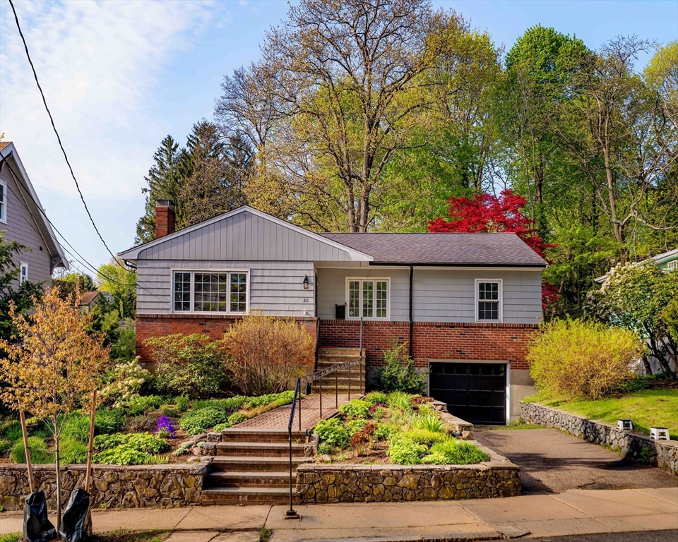 20 Rambler Rd, Boston, Massachusetts, 3 Bedrooms Bedrooms, 6 Rooms Rooms,1.5 BathroomsBathrooms,Residential,For Sale,Rambler Rd,73516778