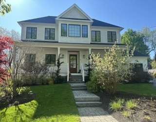 40 Voss Terrace, Newton, Massachusetts, 6 Bedrooms Bedrooms, 12 Rooms Rooms,5.5 BathroomsBathrooms,Residential Lease,For Rent,Voss Terrace,73516812