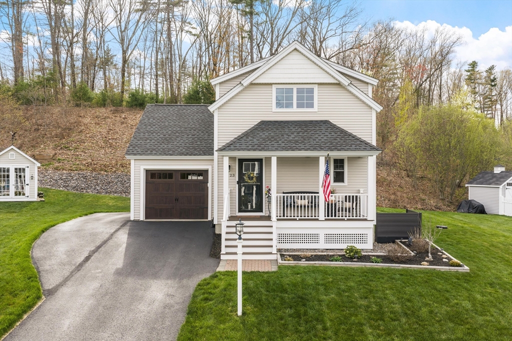 23 Dobson Cir, Leominster, Massachusetts, 2 Bedrooms Bedrooms, 5 Rooms Rooms,1.5 BathroomsBathrooms,Residential,For Sale,Dobson Cir,73516819